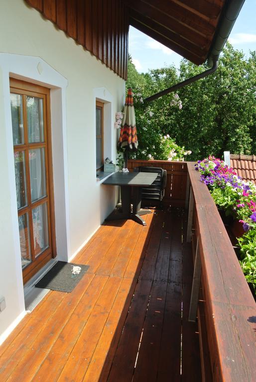 Haus Am Waldrand - Ferienwohnung Augustin Grafenau  Luaran gambar